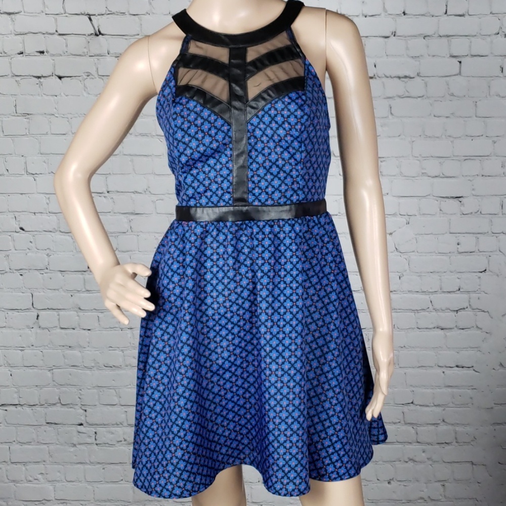 Fire Los Angeles - Blue Dress w Pleather Trim 💘